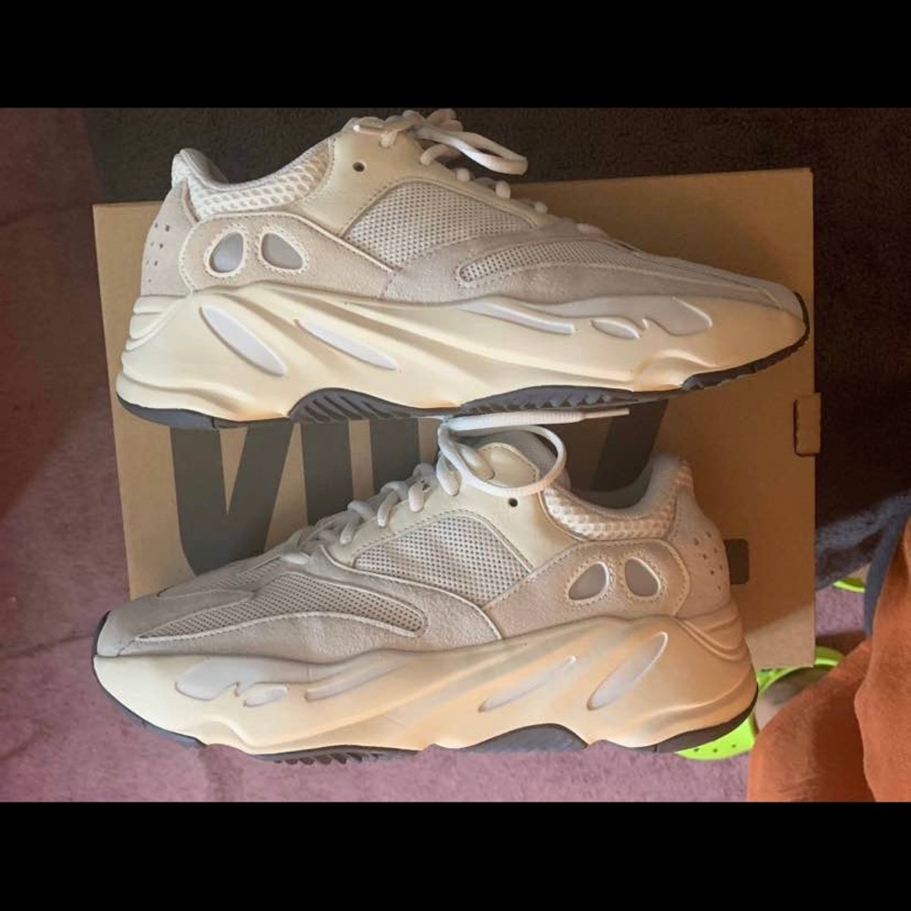 Yeezy Boost 700